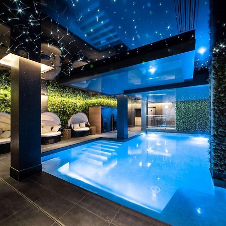 Voco Strasbourg Centre - The Garden By Ihg Hotel Exterior photo