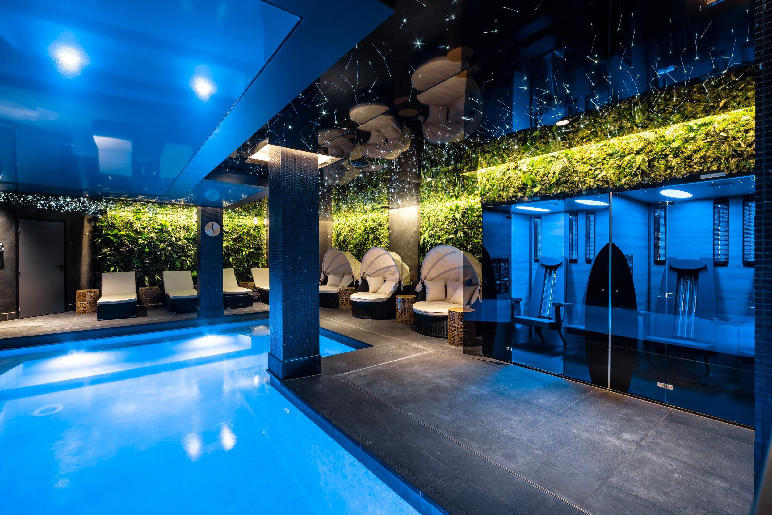 Voco Strasbourg Centre - The Garden By Ihg Hotel Exterior photo