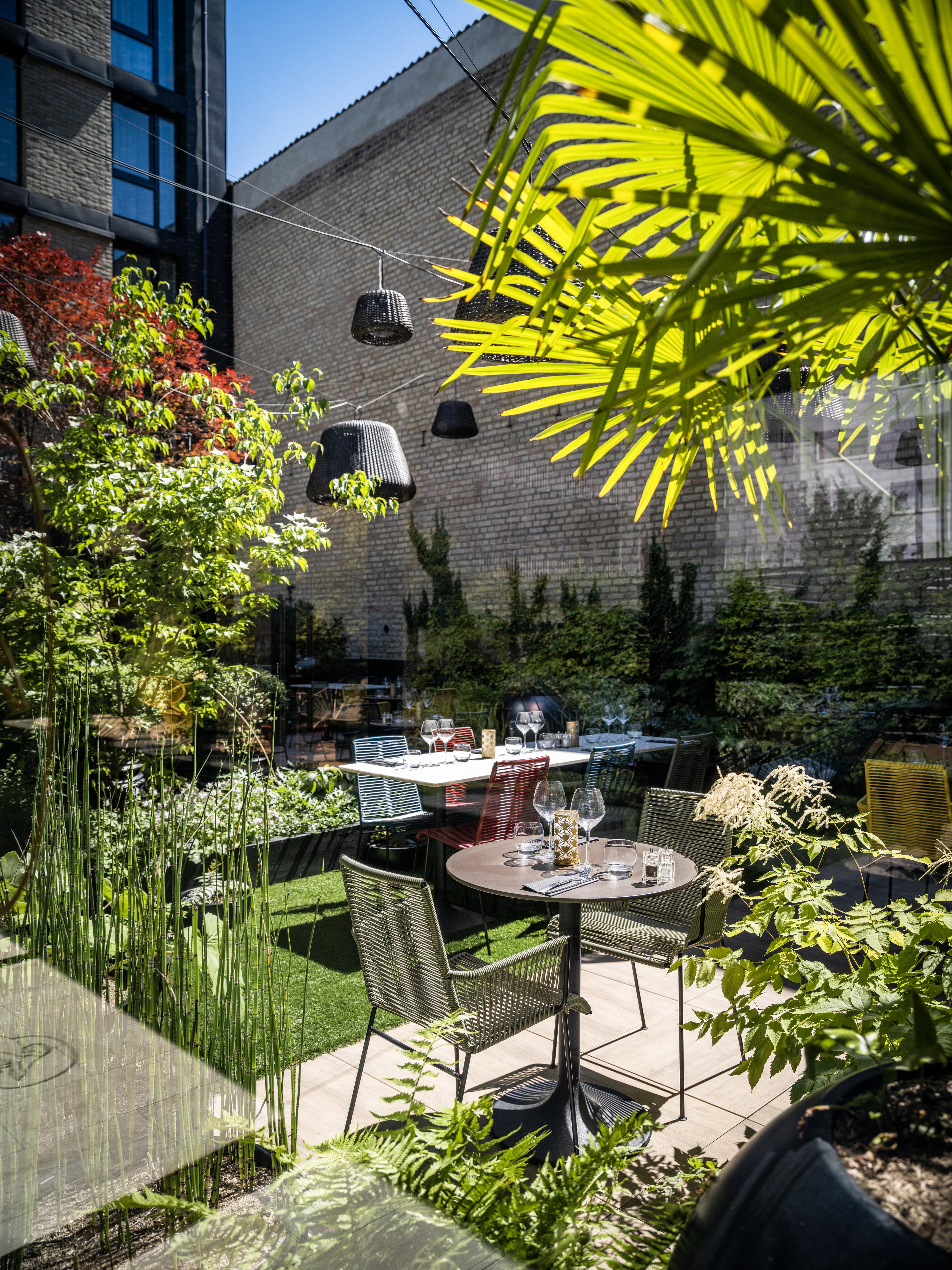 Voco Strasbourg Centre - The Garden By Ihg Hotel Exterior photo